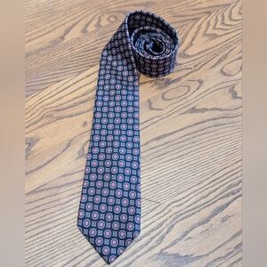 Frame 100% Silk Tie with geometric pattern. EUC.  56 x 3 inches at widest.